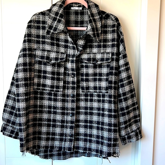 Dex Shacket - Picture 1 of 6